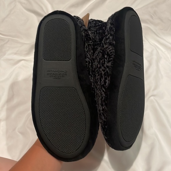 Slippers!! - Picture 2 of 2